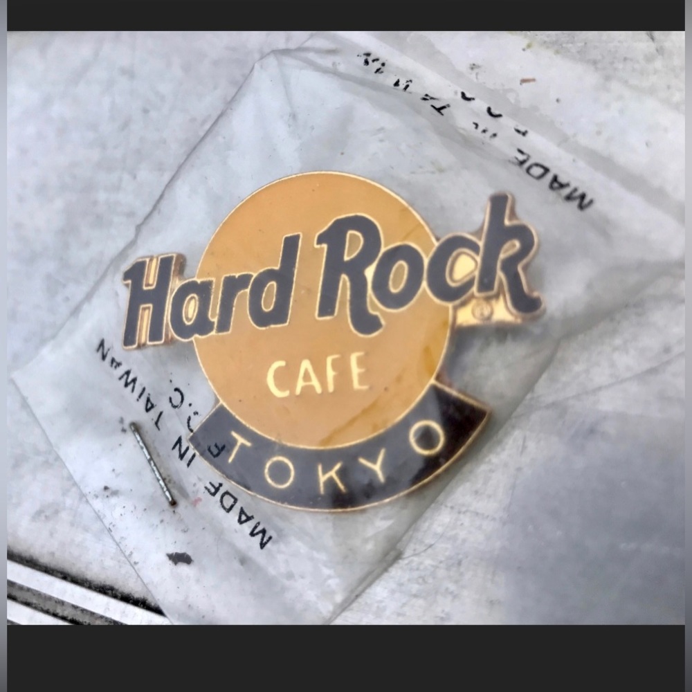 1980s Vintage Tokyo Hard Rock Cafe Enameled Metal Pinback Button Brooch